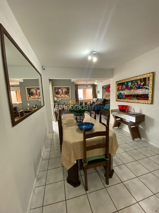 Apartamento para aluguel de temporada em Florianopolis (Praia dos Ingleses)