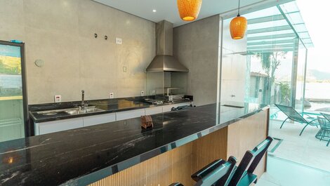 Mansão Premium Pé na Areia Angra dos Reis-RJ