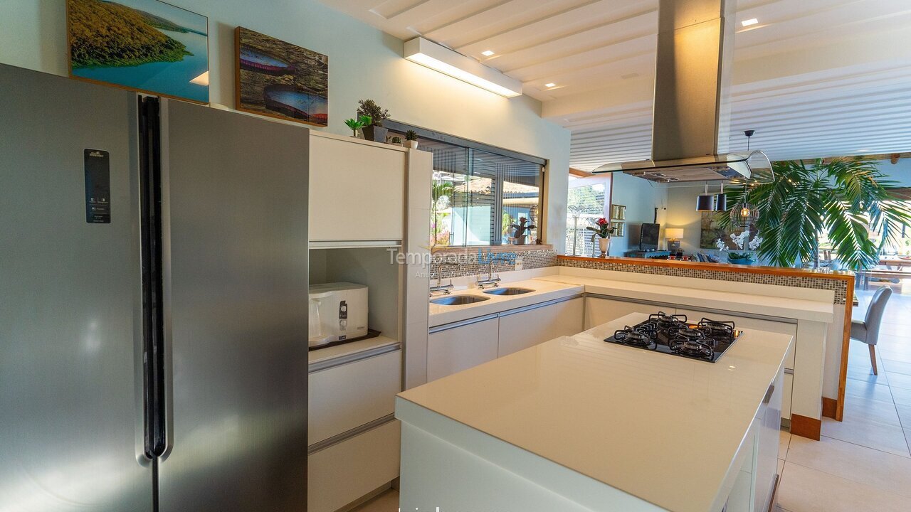 Casa para aluguel de temporada em Armação dos Búzios (Bosque)