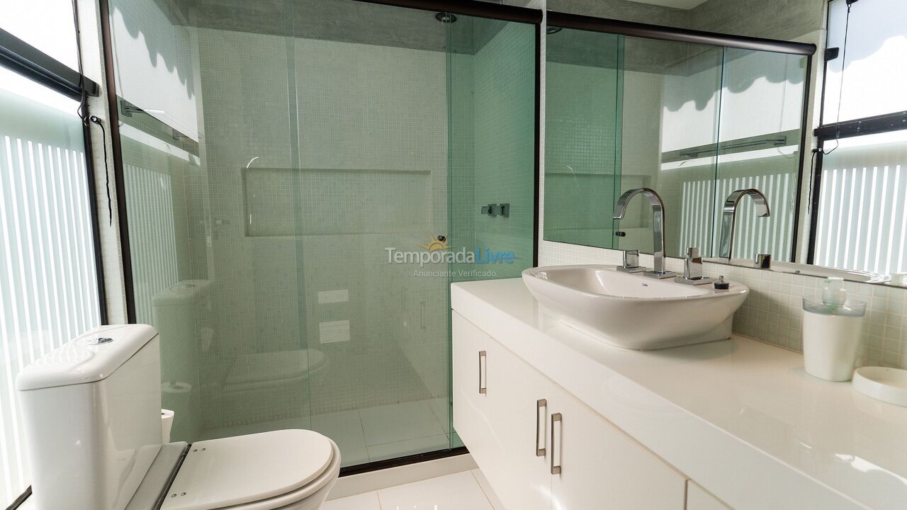 Casa para aluguel de temporada em Armação dos Búzios (Bosque)