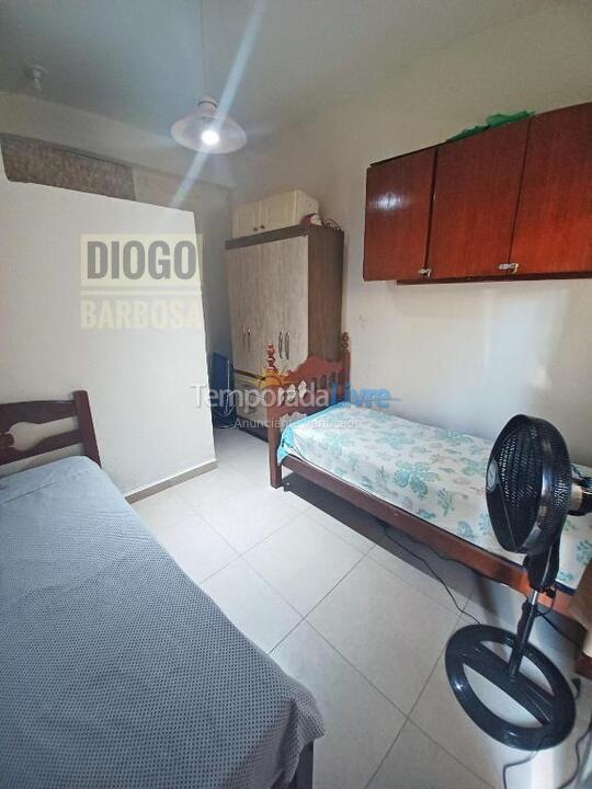 Casa para aluguel de temporada em Praia Grande (Vila Tupi)