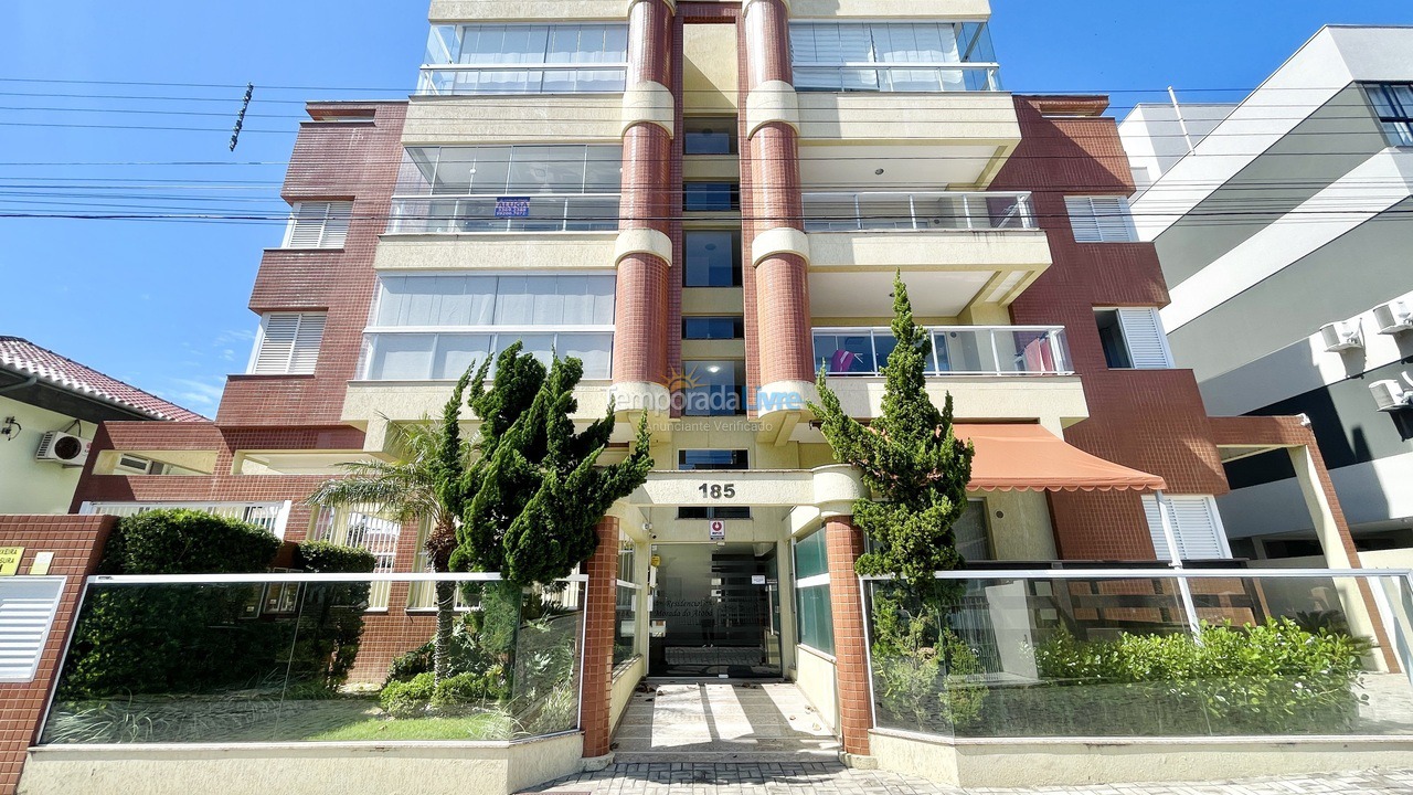 Apartment for vacation rental in Bombinhas (Praia de Bombinhas)