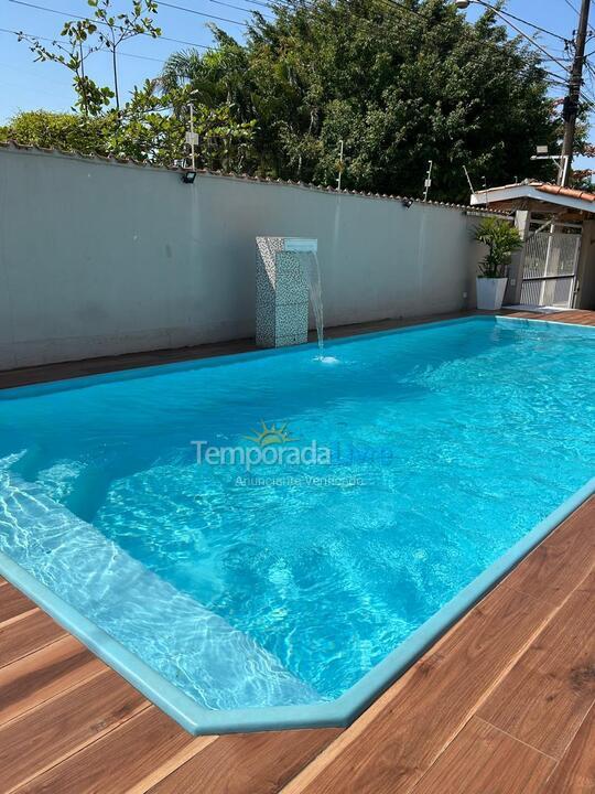 Apartamento para aluguel de temporada em Ubatuba (Itaguá)