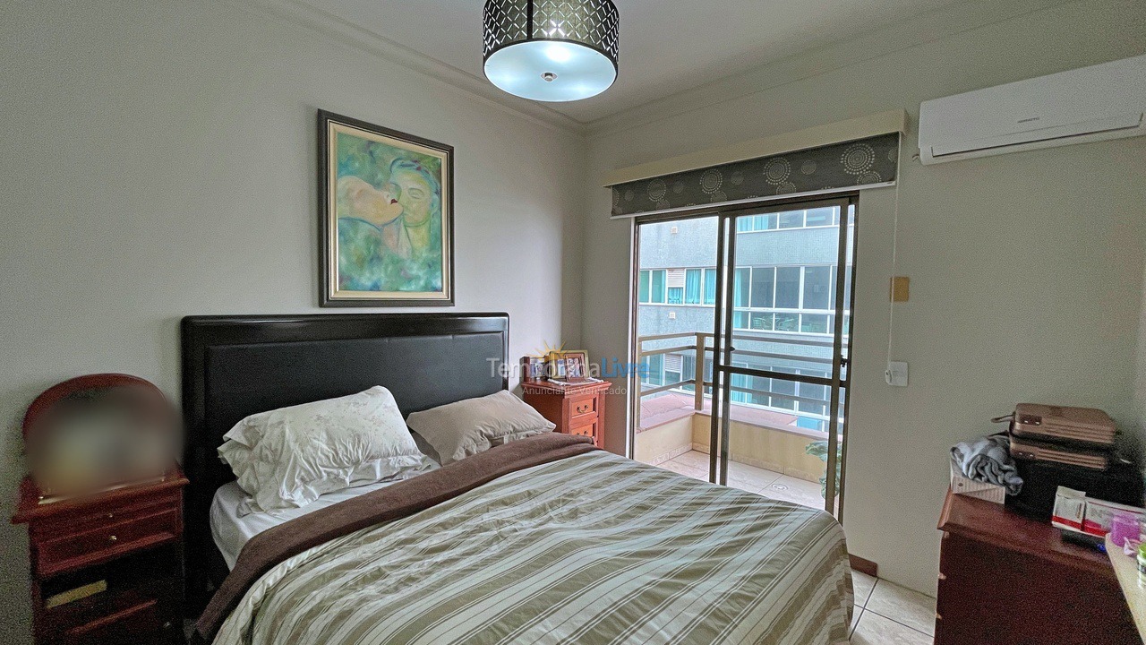 Apartment for vacation rental in Itapema (Meia Praia)