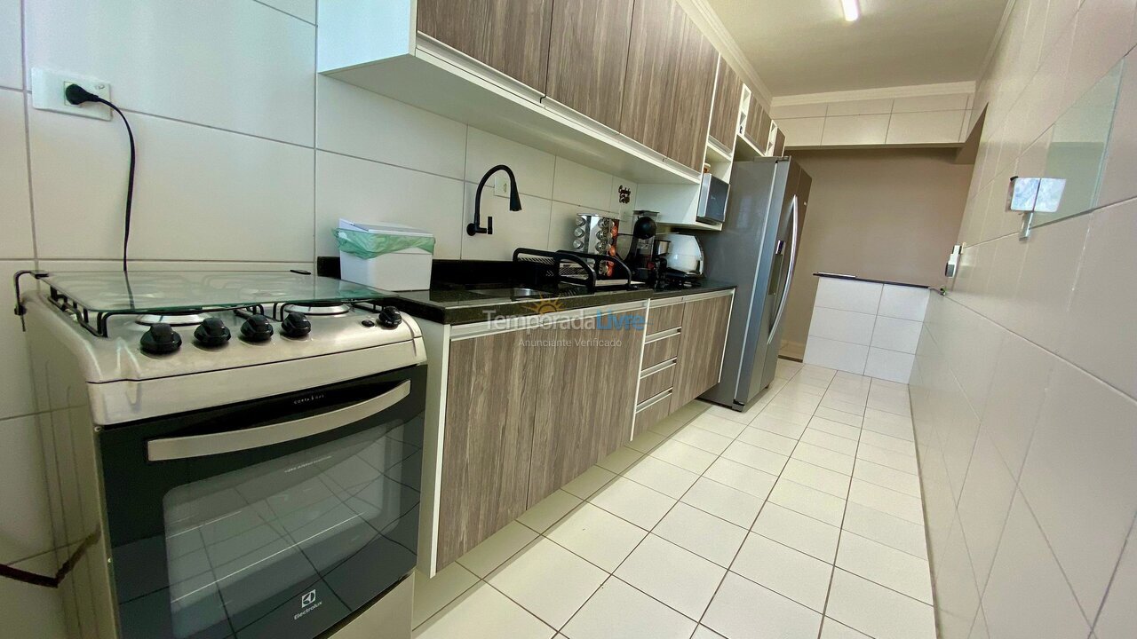 Apartamento para aluguel de temporada em Praia Grande (Praia do Caiçara)