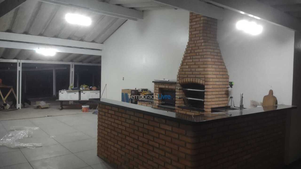 Granja para alquiler de vacaciones em Juquitiba (Piscina Aquecida Com Aquecimento Solar E Hidro Massageado)