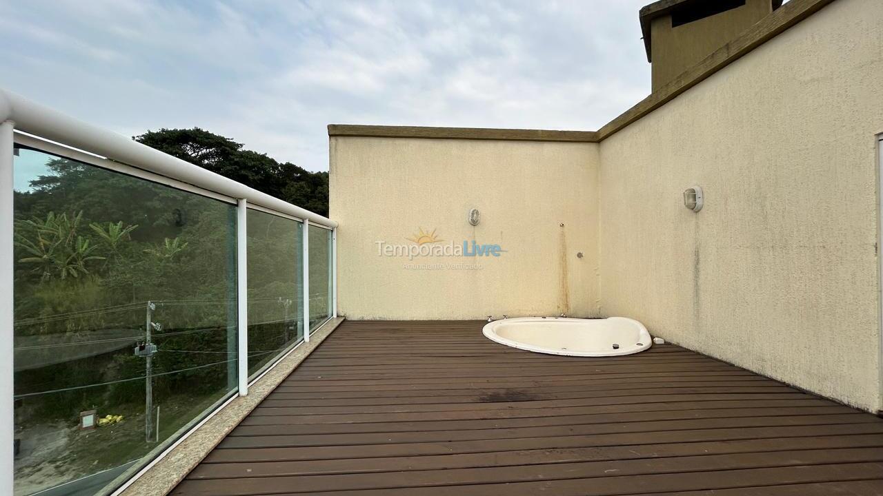 Apartamento para alquiler de vacaciones em Bombinhas (Praia de Bombas)