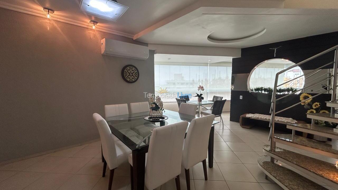 Apartamento para alquiler de vacaciones em Bombinhas (Praia de Bombas)