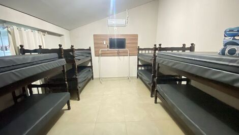 Casa amueblada con piscina para alquiler por temporada en Uberlândia