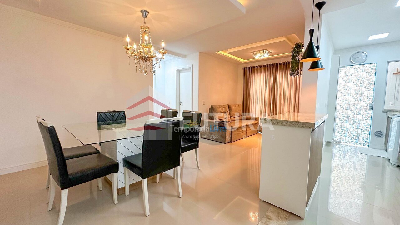 Apartment for vacation rental in Bombinhas (Praia de Bombas)