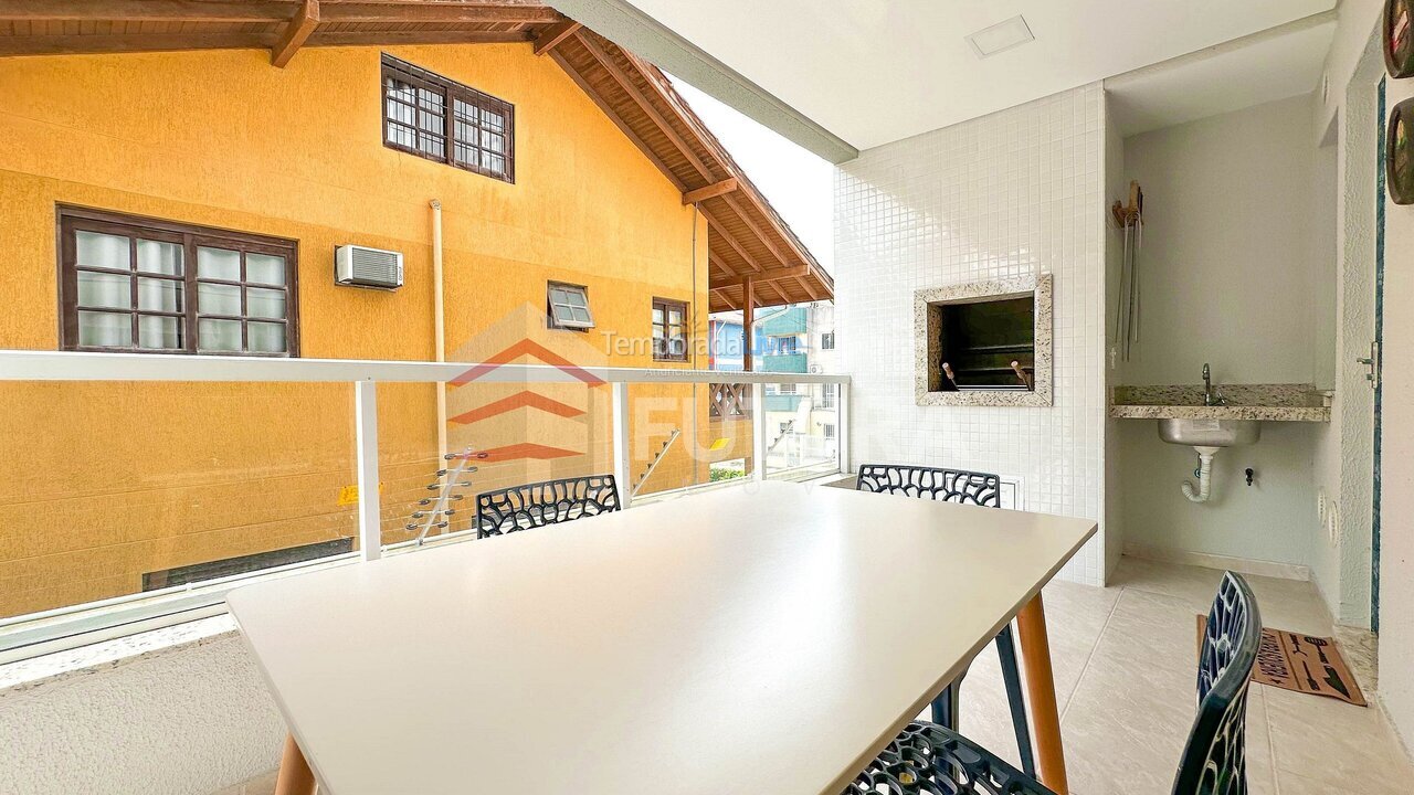 Apartment for vacation rental in Bombinhas (Praia de Bombas)