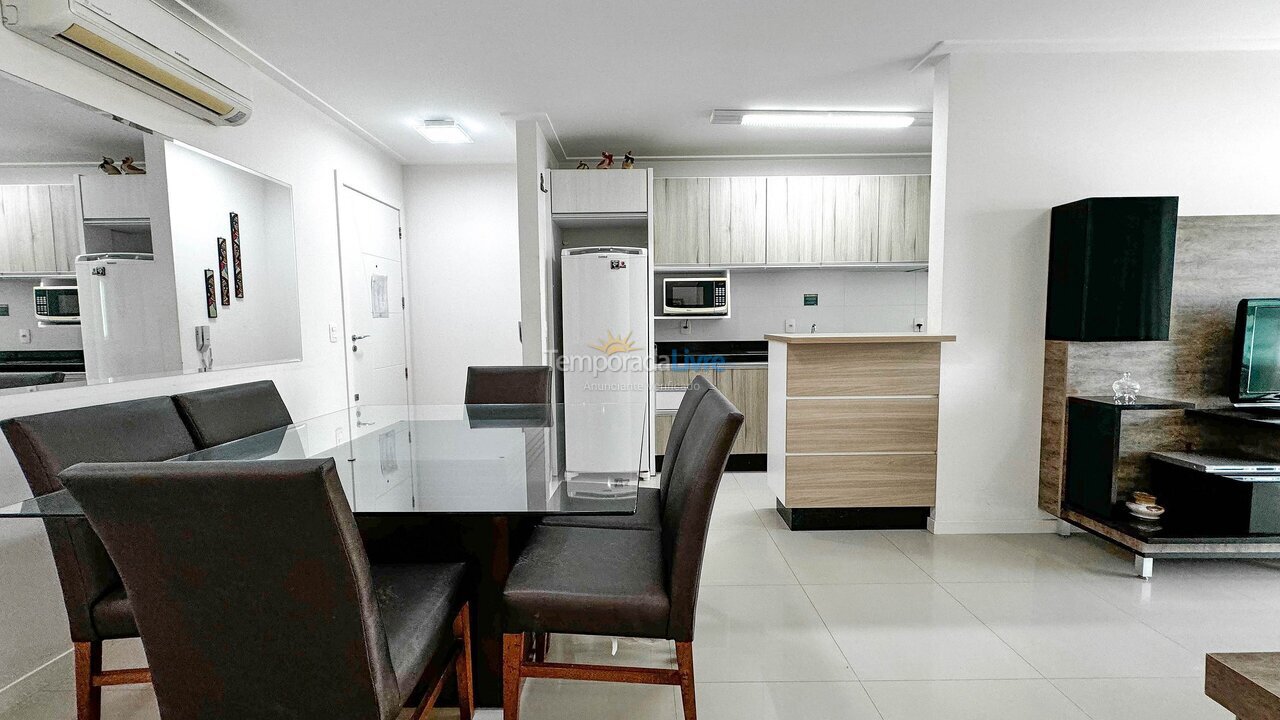 Apartamento para aluguel de temporada em Bombinhas (Praia de Bombas)