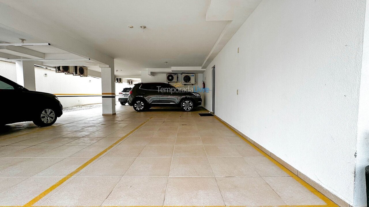 Apartamento para aluguel de temporada em Bombinhas (Praia de Bombas)