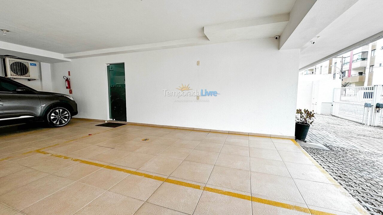 Apartamento para aluguel de temporada em Bombinhas (Praia de Bombas)