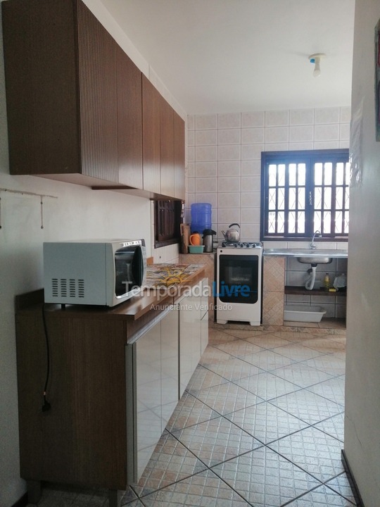 Casa para aluguel de temporada em São Francisco do Sul (Enseada)