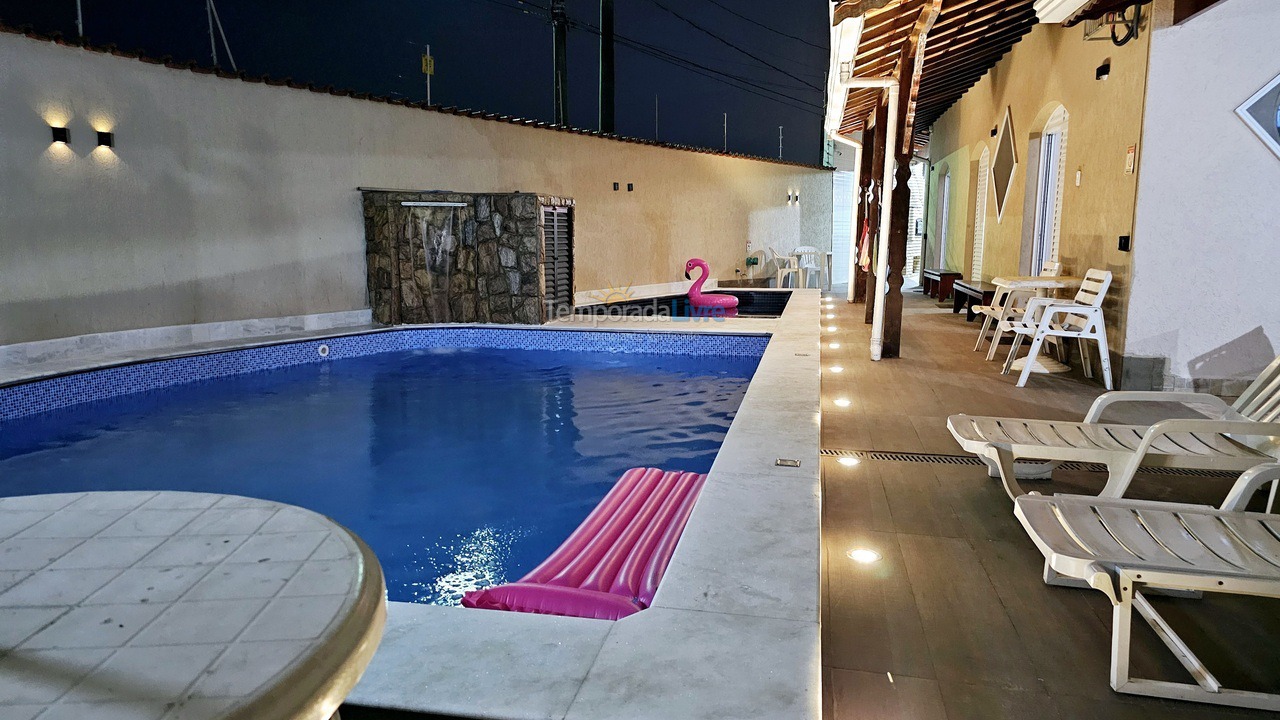 House for vacation rental in Praia Grande (Balneário Florida)