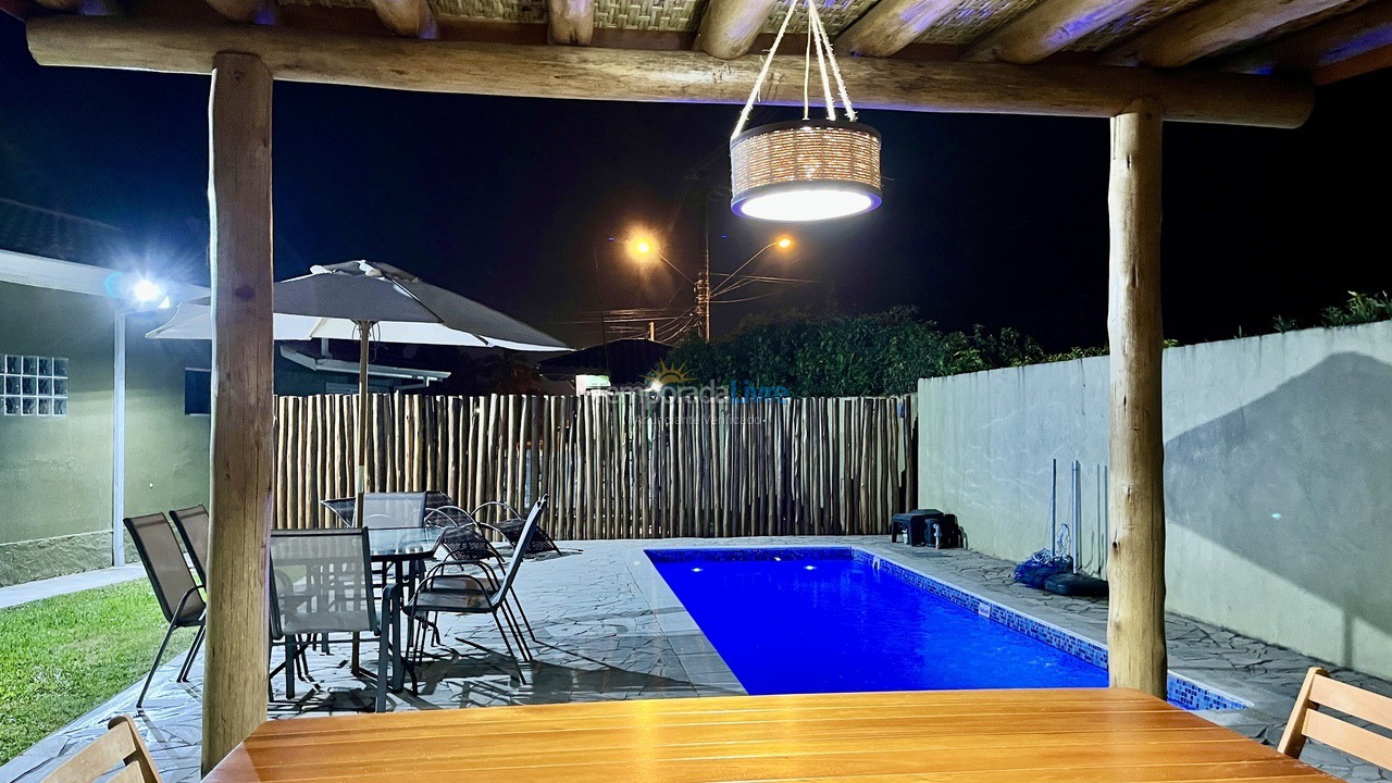 Casa para alquiler de vacaciones em Ubatuba (Lagoinha)