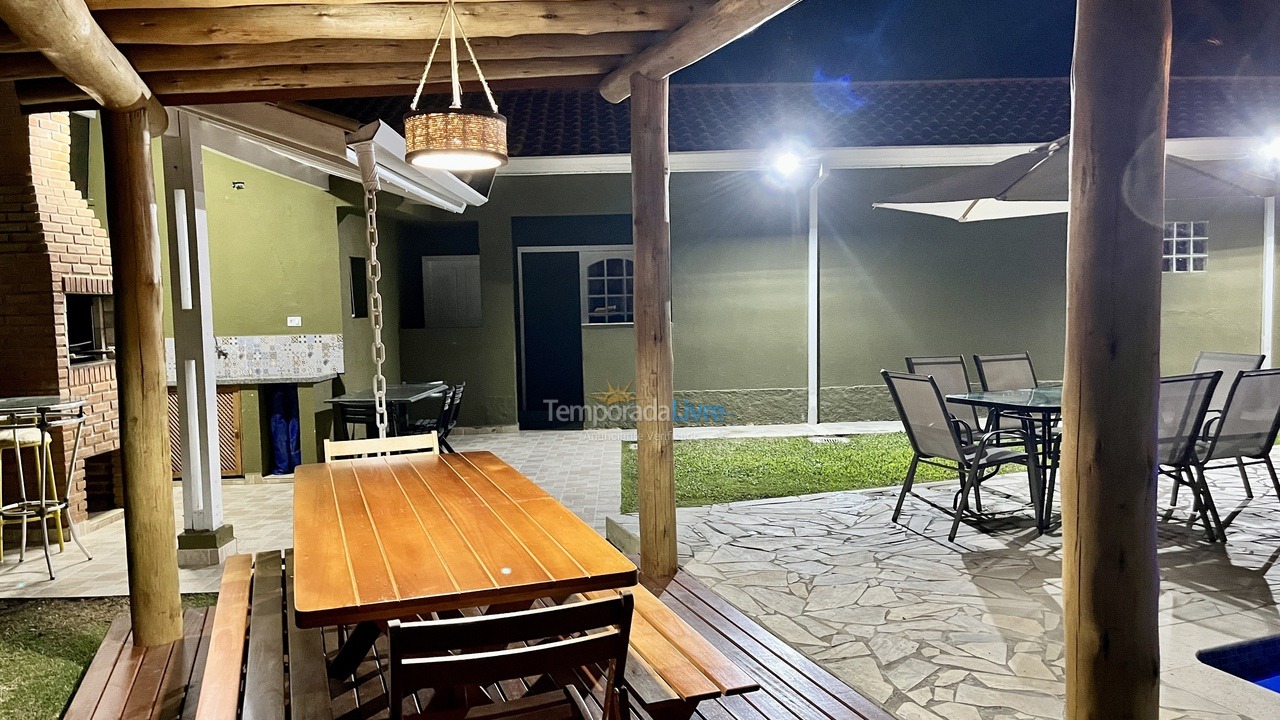 Casa para alquiler de vacaciones em Ubatuba (Lagoinha)