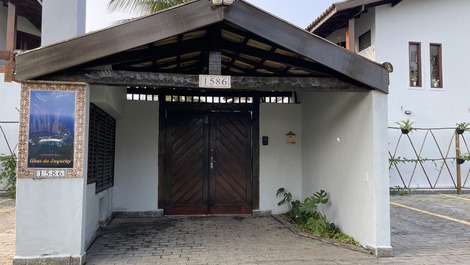 ADORABLE ADOSADO EN CONDOMINIO CERRADO A 30M DE LA ARENA DE LA PLAYA CON WI-FI