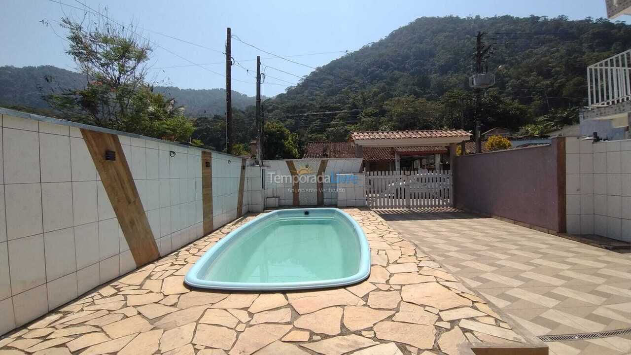 Casa para alquiler de vacaciones em Ubatuba (Maranduba)