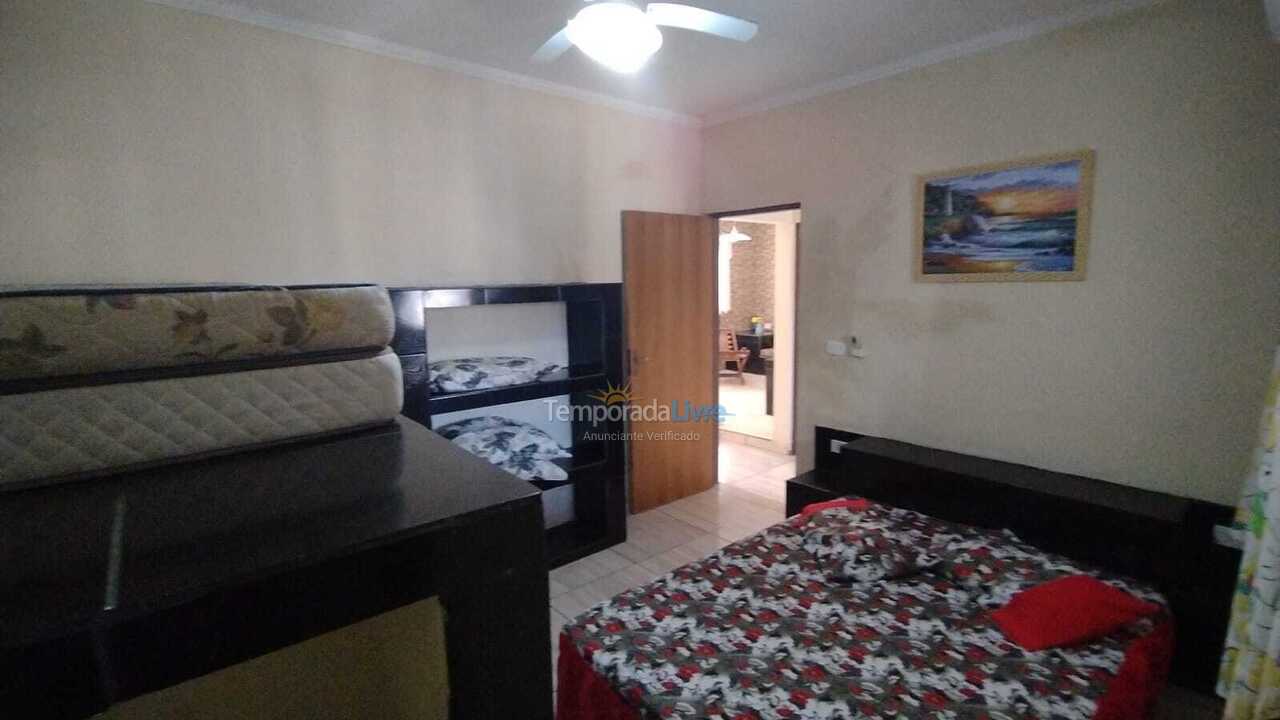 Casa para alquiler de vacaciones em Ubatuba (Maranduba)