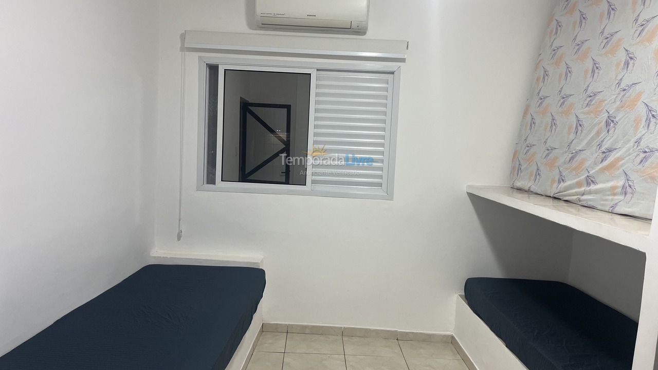 Casa para aluguel de temporada em Caraguatatuba (Porto Novo)