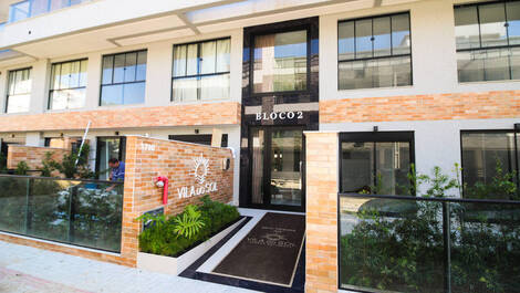 Apartmento de 02 quartos a 50 metros do mar com piscina