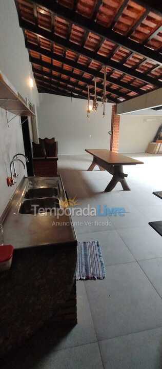 Casa para aluguel de temporada em São Francisco do Sul (Enseada)