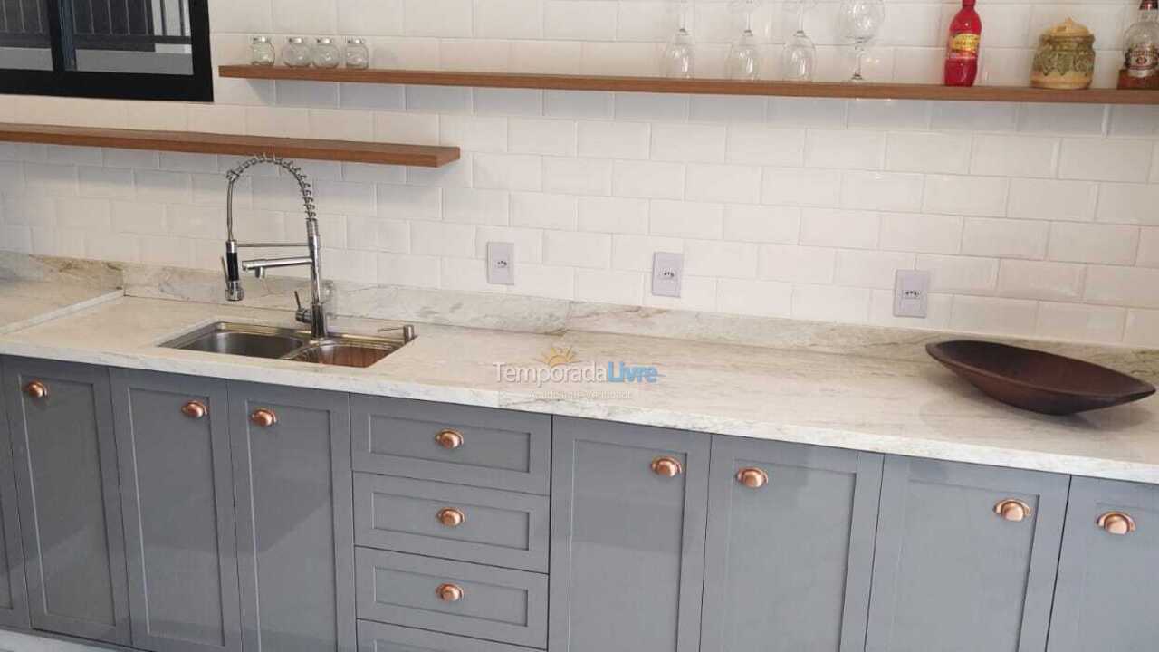 Casa para aluguel de temporada em São Francisco do Sul (Enseada)