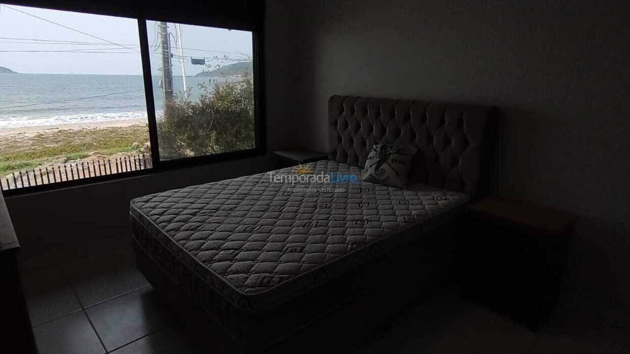 Casa para aluguel de temporada em São Francisco do Sul (Enseada)