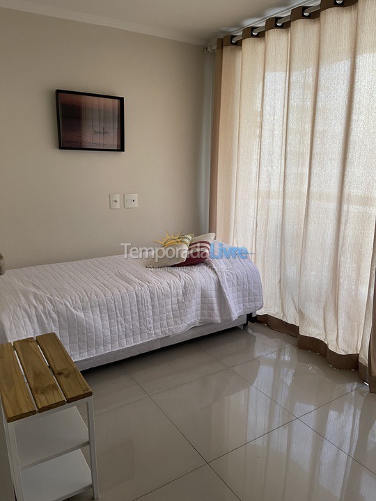 Apartamento para alquiler de vacaciones em Guarujá (Pitangueiras)