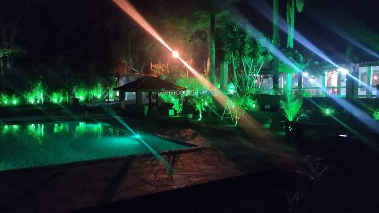 Granja para alquiler de vacaciones em Ibiúna (Condominio West Lake)