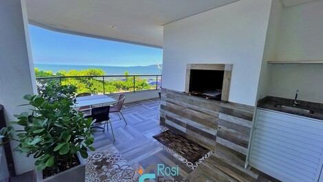Apartamento 3 dormitórios frente mar Meia Praia SC