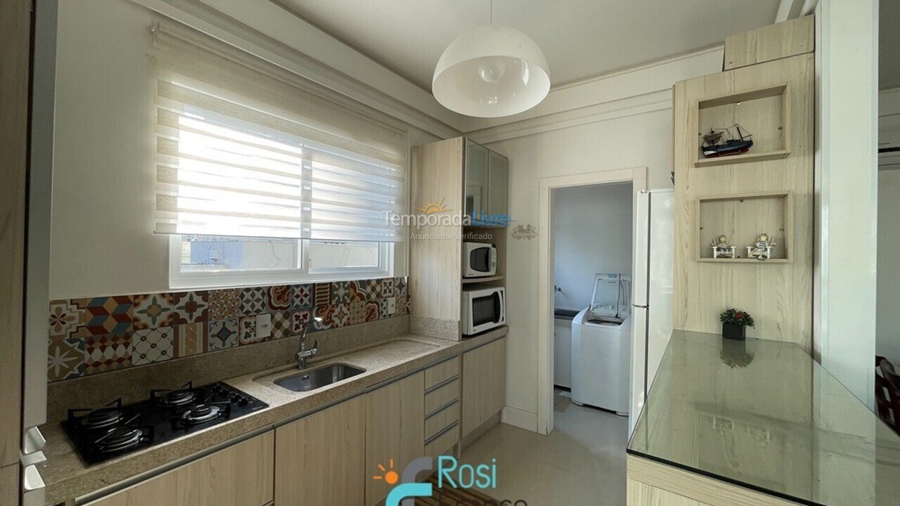 Apartamento para alquiler de vacaciones em Itapema (Meia Praia)