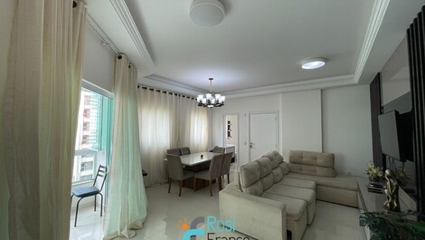 3-suite apartment with sea view, Meia Praia SC