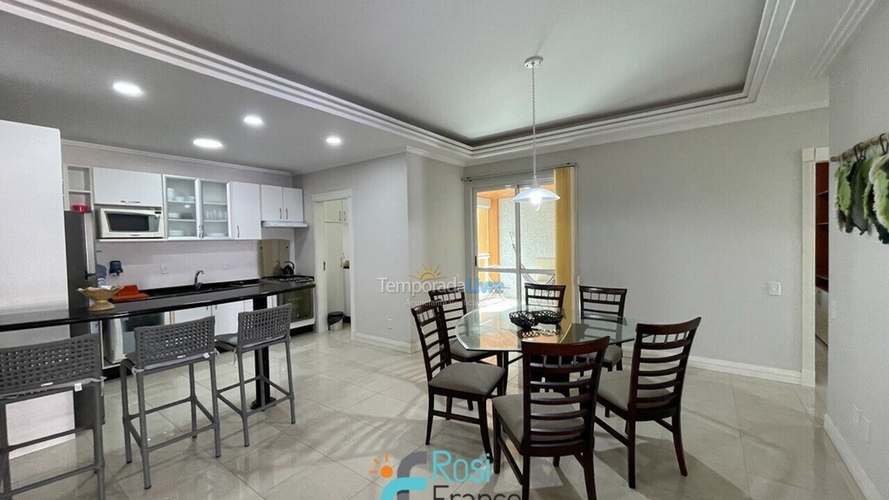 Apartamento para aluguel de temporada em Itapema (Centro)