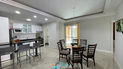 Apartamento 3 dormitórios quadra mar Itapema SC