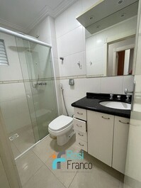 Apartamento 3 dormitórios quadra mar Itapema SC