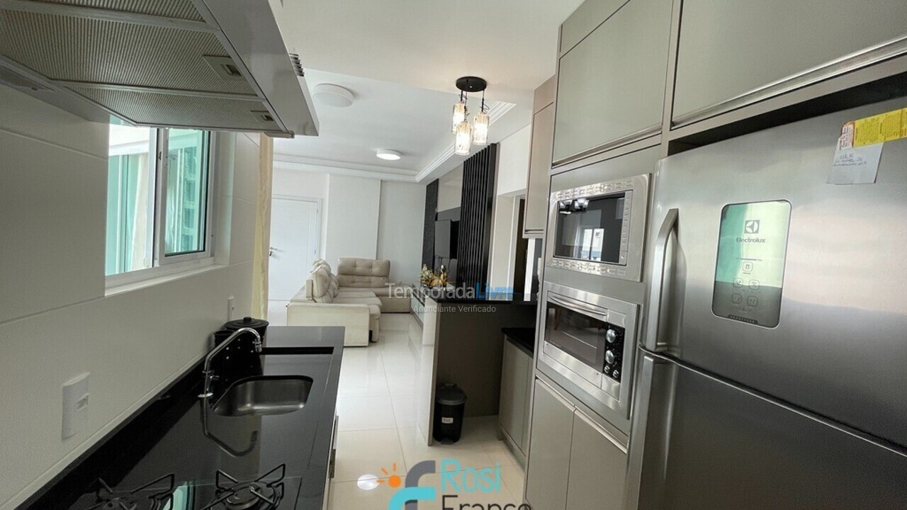 Apartment for vacation rental in Itapema (Meia Praia Segunda Quadra Mar)