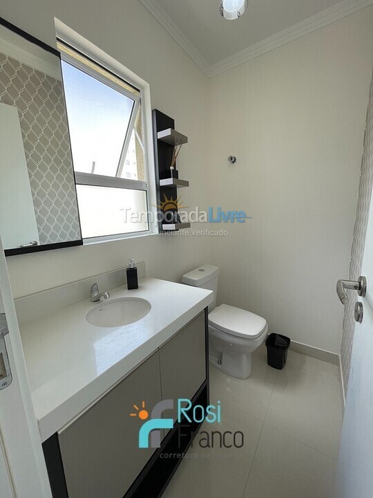 Apartment for vacation rental in Itapema (Meia Praia Segunda Quadra Mar)