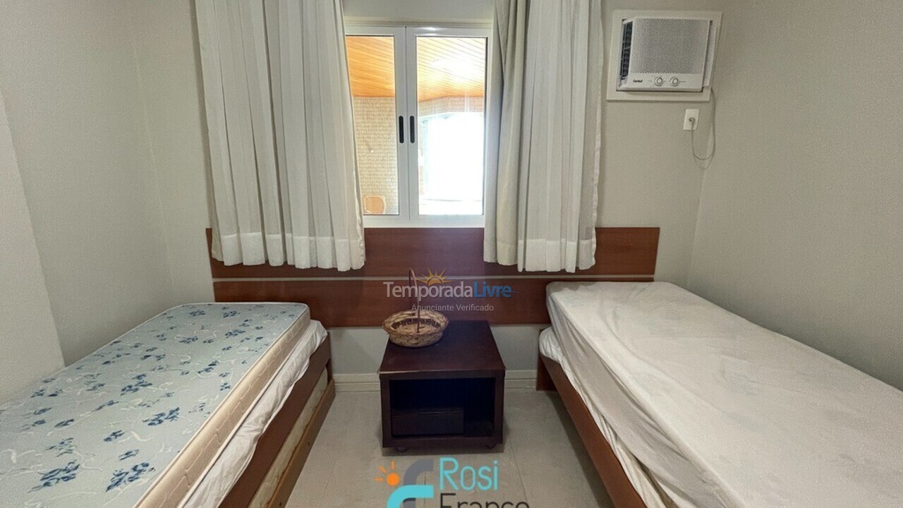 Apartamento para aluguel de temporada em Itapema (Centro)