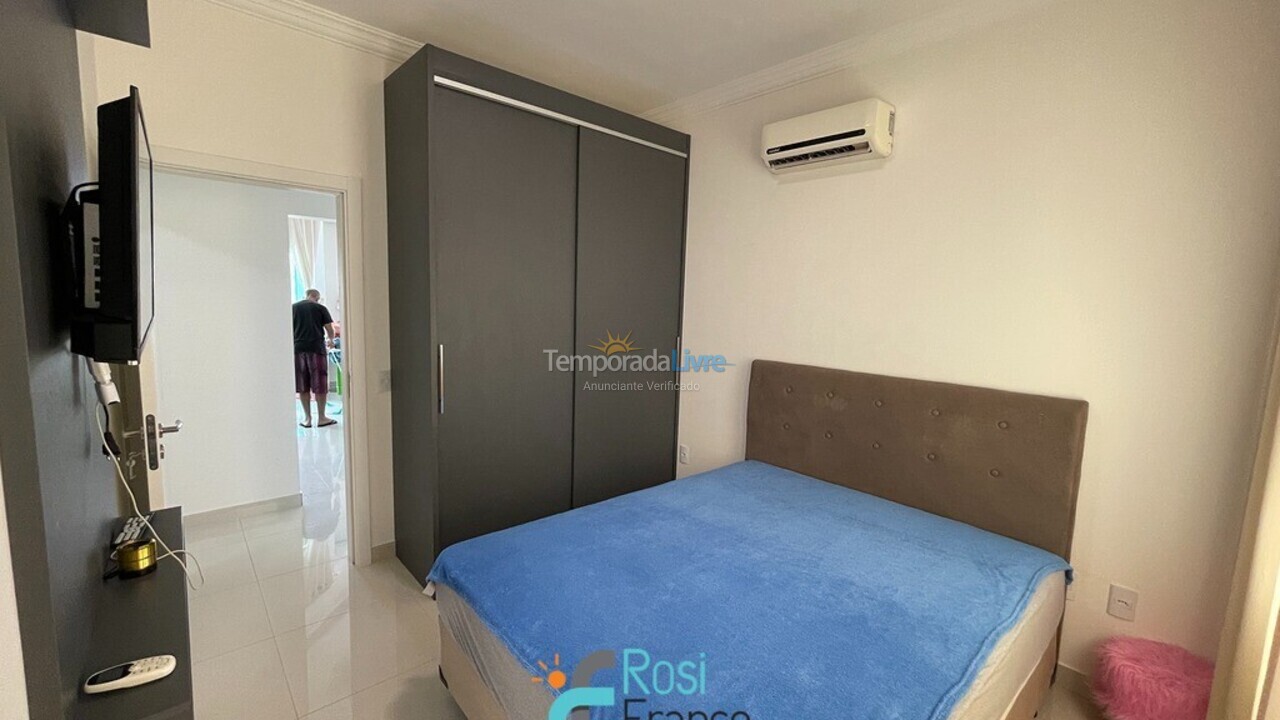 Apartment for vacation rental in Itapema (Meia Praia Segunda Quadra Mar)