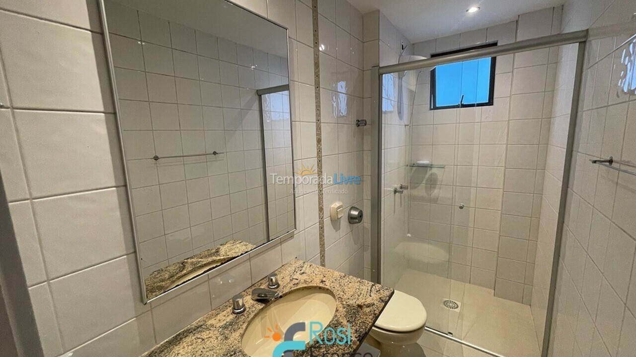 Apartamento para aluguel de temporada em Itapema (Meia Praia)