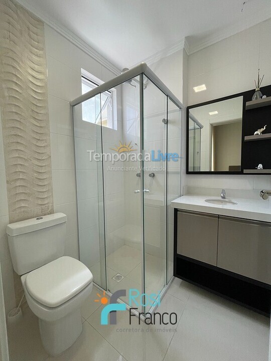 Apartment for vacation rental in Itapema (Meia Praia Segunda Quadra Mar)