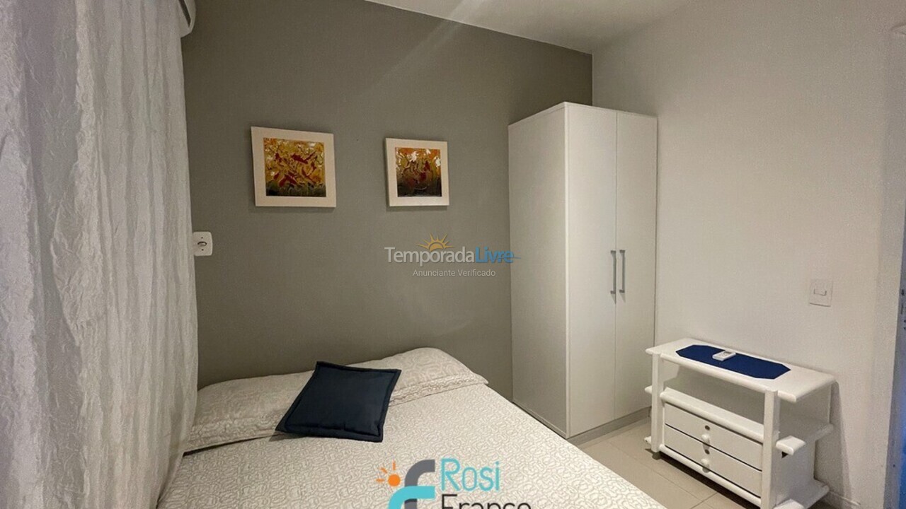 Apartamento para aluguel de temporada em Itapema (Meia Praia)