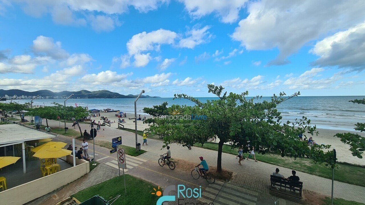 Apartamento para aluguel de temporada em Itapema (Meia Praia)