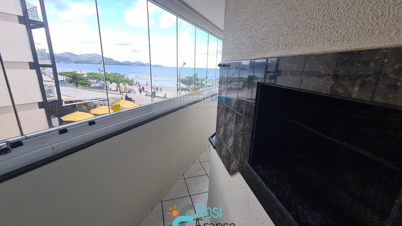 Apartamento para aluguel de temporada em Itapema (Meia Praia)