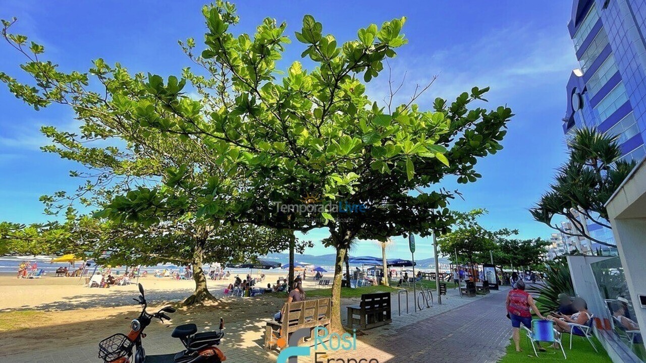 Apartamento para aluguel de temporada em Itapema (Meia Praia)