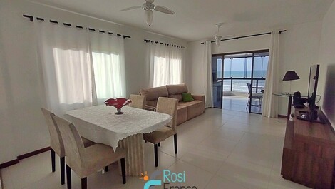 Apartamento 4 dormitórios frente mar Meia Praia SC