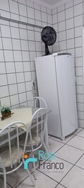 Apartamento de 2 dormitorios bloque mar Itapema SC